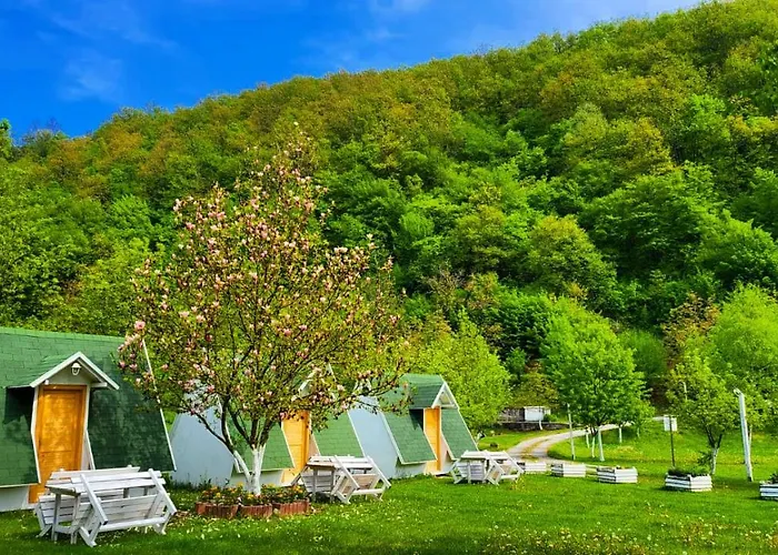 Kamp مكان تخييم بوسانسكا كروبا