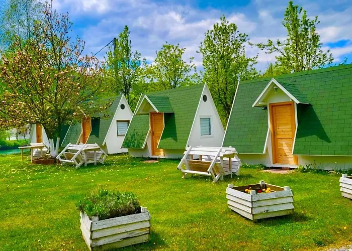 Kamp * بوسانسكا كروبا