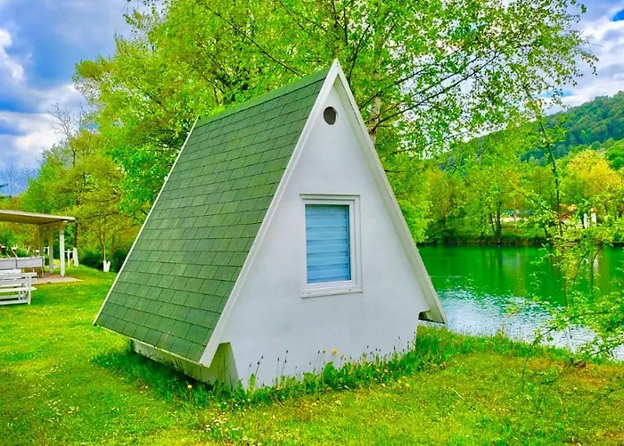 مكان تخييم Kamp بوسانسكا كروبا